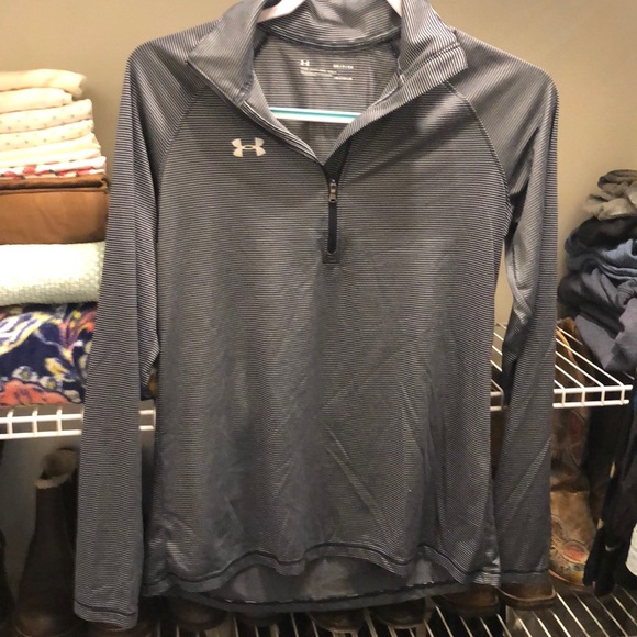 Women’s Under Armour Pullover - Picture 2 of 3